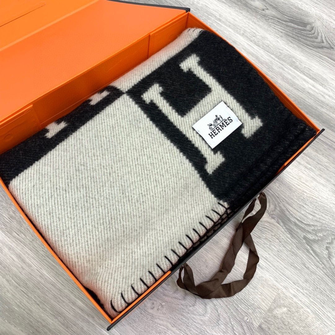 Hermes Wool Cashmere Avalon