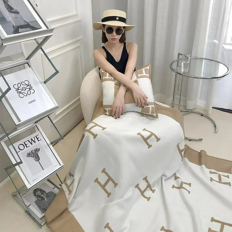 H Throw Blanket Warm Wool Cashmere Thick Knitted Blankets Yoga Sofa