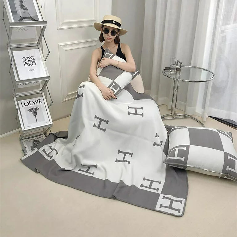H Throw Blanket Warm Wool Cashmere Thick Knitted Blankets Yoga Sofa