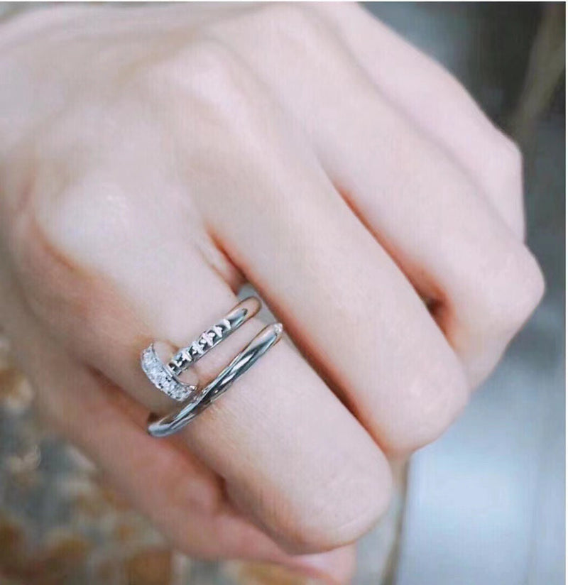 Ring design for women with a minimalist feel, ring punk