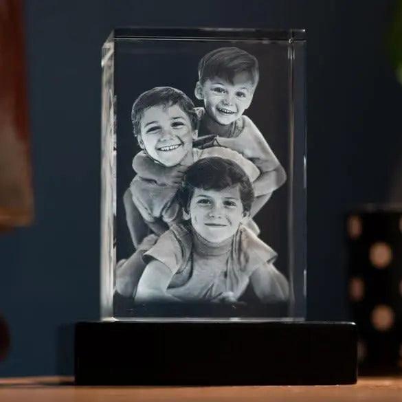 2D/3D Laser Engraved Crystal Cube Photo Frame with 1-4 People - Stellar Real