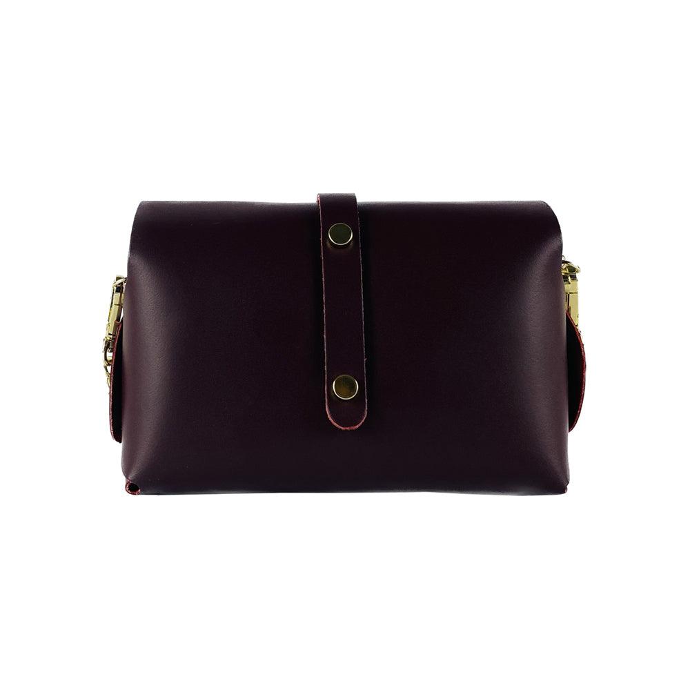 RB1001X | Borsa Piccola in Vera Pelle Made in Italy con Tracollina removibile e passante di chiusura in metallo Oro Lucido - Colore Bordeaux - Dimensioni: cm 16,5 x 11 x 8-1